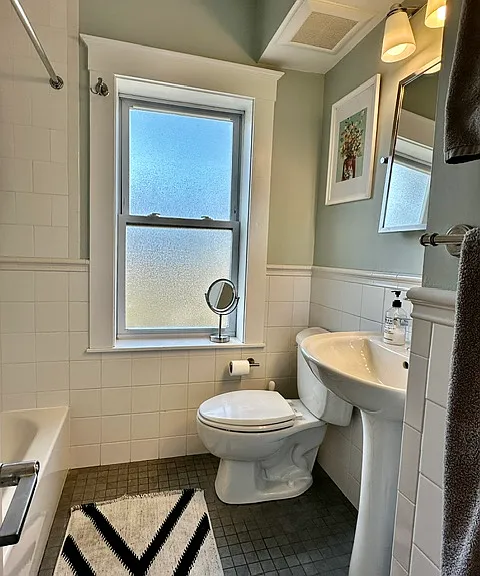 126-128 Westland Ave #1 — Photo 9