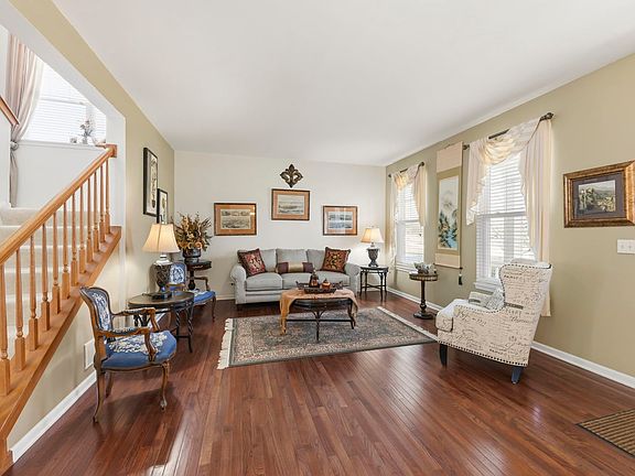 4th image of 12937 Grande Poplar Cir