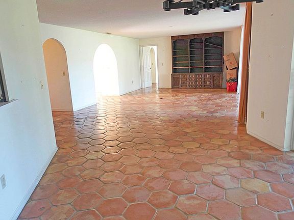 4th image of 6101 34th St W APT 12A