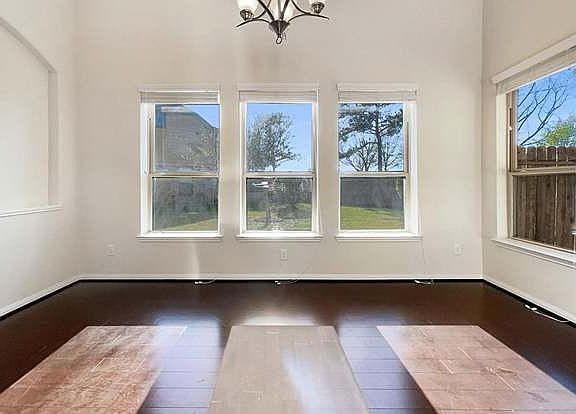 5th image of 17911 Arapaho Hill Ln #A