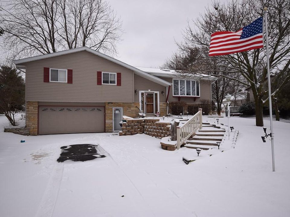 1st image of N100W17119 Revere Ln