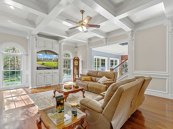 3rd image of 56 Gobbler Ln