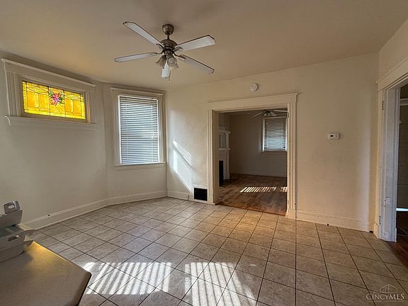 2nd image of 4212 Tower Ave