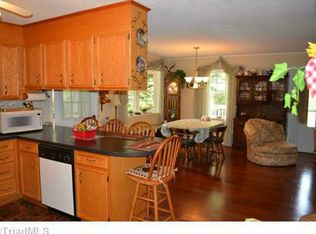 134 Maplebrook Dr, Elkin, NC 28621