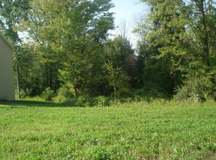504 Pine Trail Dr, Chesterton, IN 46304