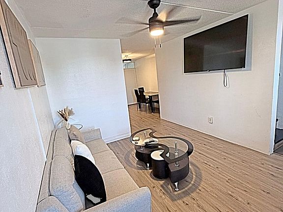 3rd image of 2 Good Hope Est #Townhouse D-6
