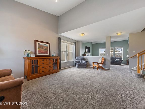 3rd image of 2069 William Dr