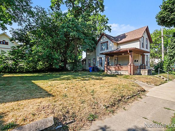 2nd image of 214 Delaware St SE