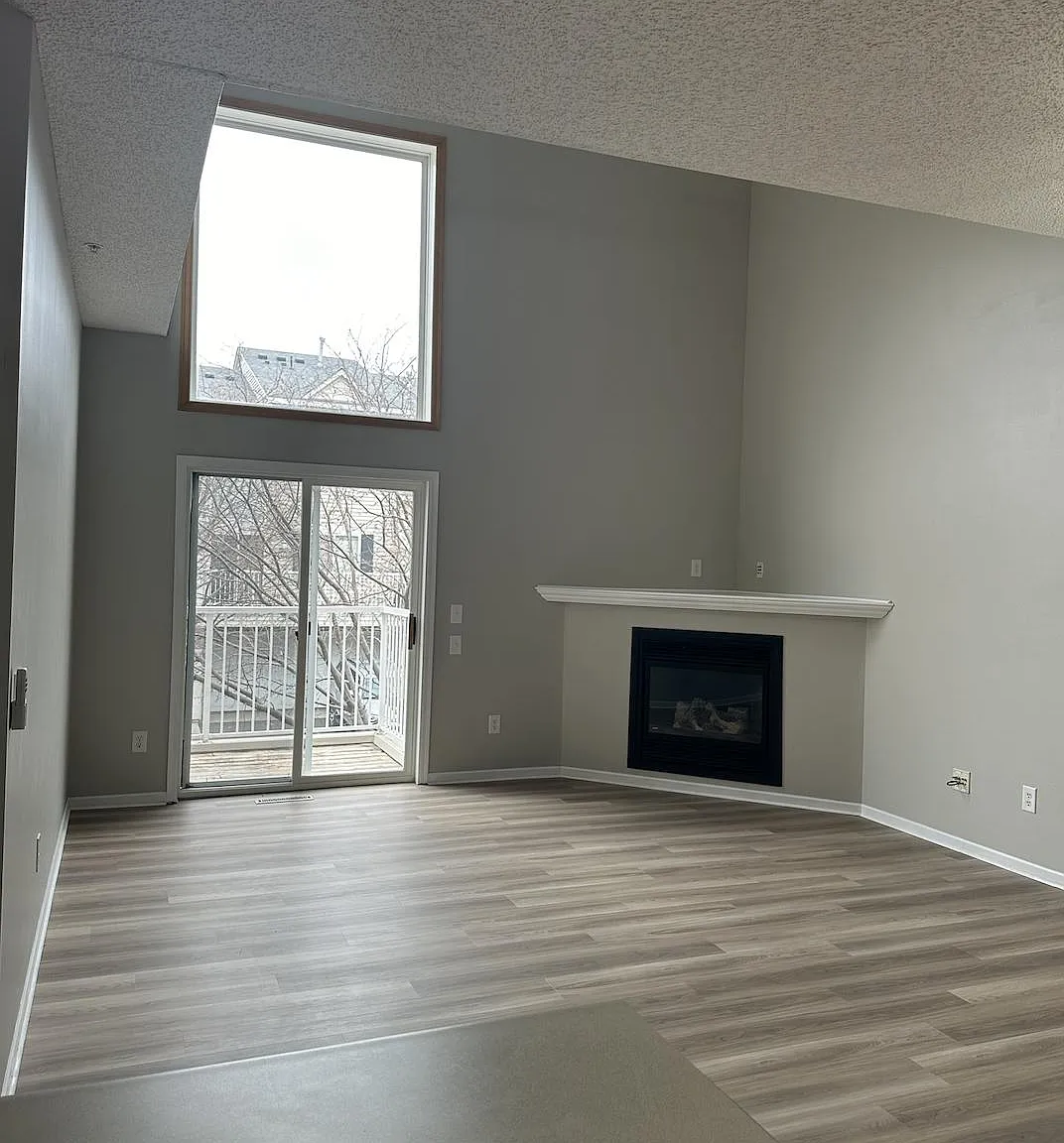 2 bed, 1550 sqft, $2,250 — Photo 4