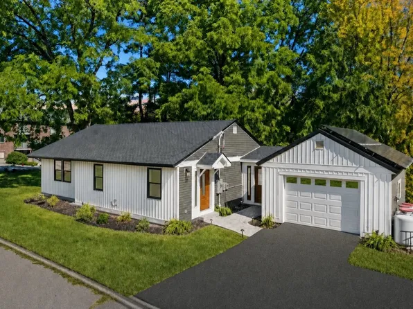 755 Mammoth Road, Manchester, NH 03104