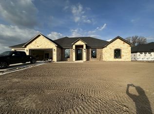 818 Eagle Hts, Salado, TX 76571