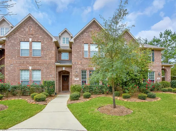 27 Umbria Ln, Spring, TX 77382