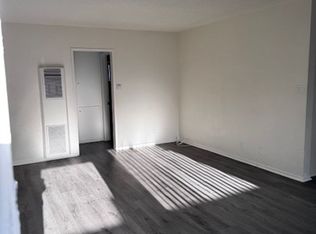 425 W Regent St APT 13, Inglewood, CA 90301