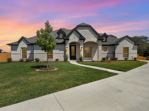 1811 Osage Ct, Desoto, TX 75115