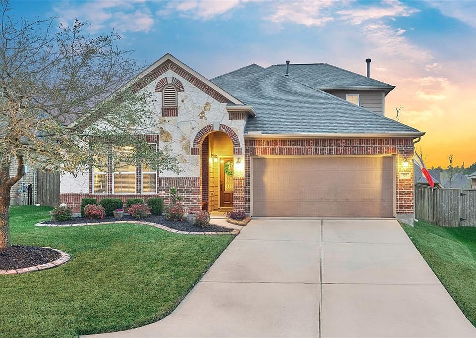 1st image of 156 Knollbrook Cir