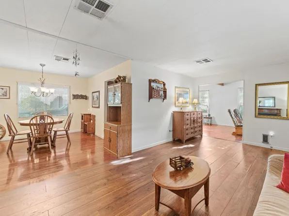 6841 Lake Cove Ln, Citrus Heights, CA 95621
