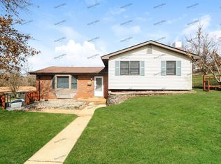 1111 Cardinal Dr, Imperial, MO 63052