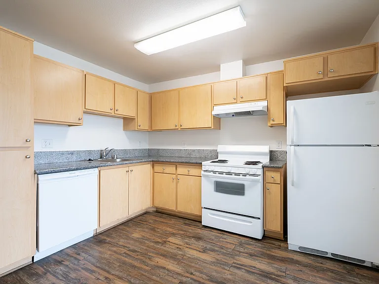 Commons @ Oak Grove — Photo 1