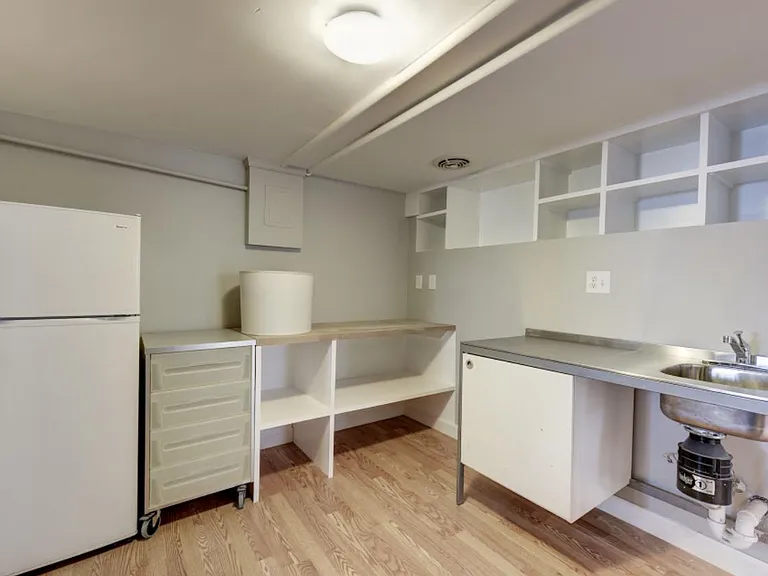 1415 Girard St NE — Photo 17