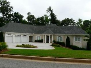 1611 Mountain Shadow Trl, Stone Mountain, GA 30087