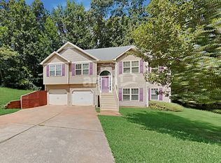 65 Meadow Cv, Douglasville, GA 30134