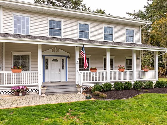 2nd image of 1746 Aspen Ln