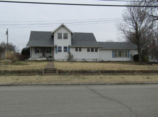 1211 W Fairplay St, Bolivar, MO 65613