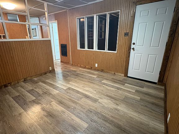 3rd image of 533 Lakeview St #5