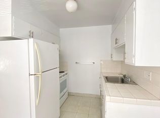 1623 Hess Rd APT 4, Redwood City, CA 94061