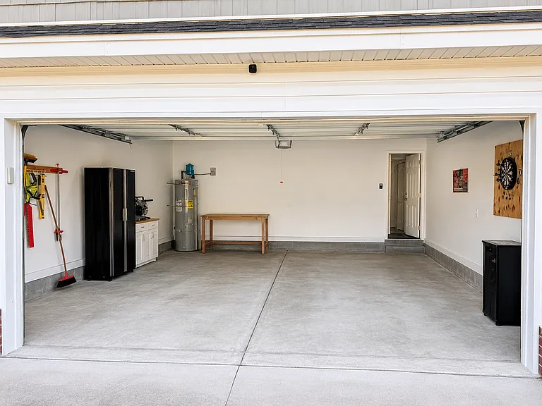 2201 McLaurin Dr — Photo 6