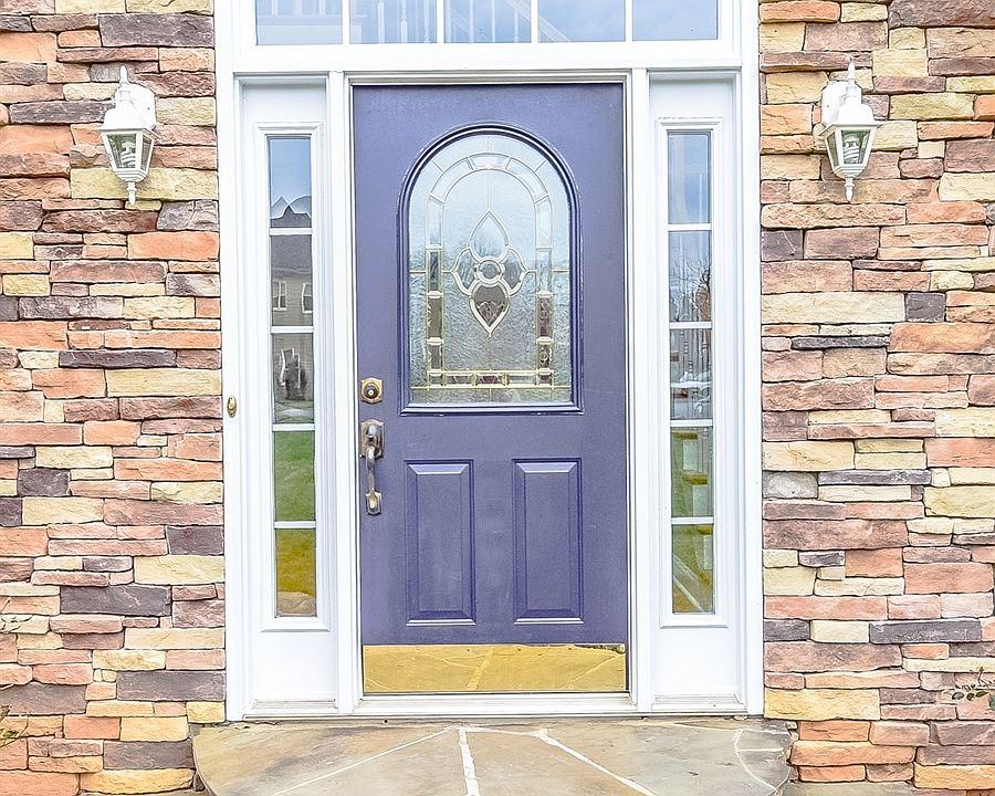 2nd image of 21337 Crown Lake Dr