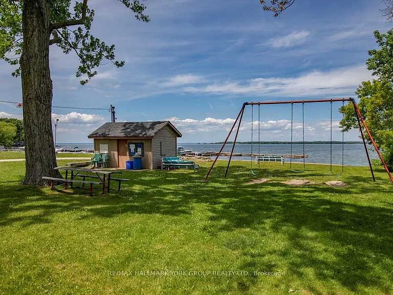 21 Lakeshore Rd — Photo 39