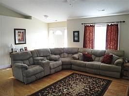4th image of 6313 Lenoir Dr