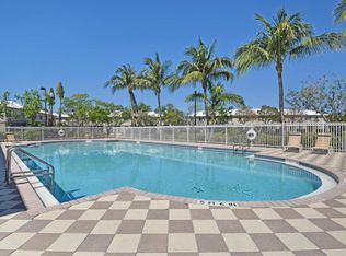 2016 Island Dr, Riviera Beach, FL 33404