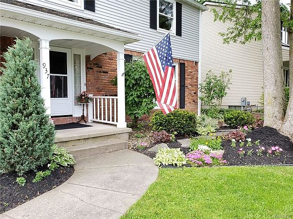 2nd image of 937 Castlebar Dr