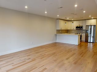 662 N 15th St #2, Philadelphia, PA 19130