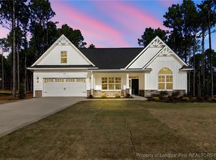 940 Rhum Dr, Fayetteville, NC 28311