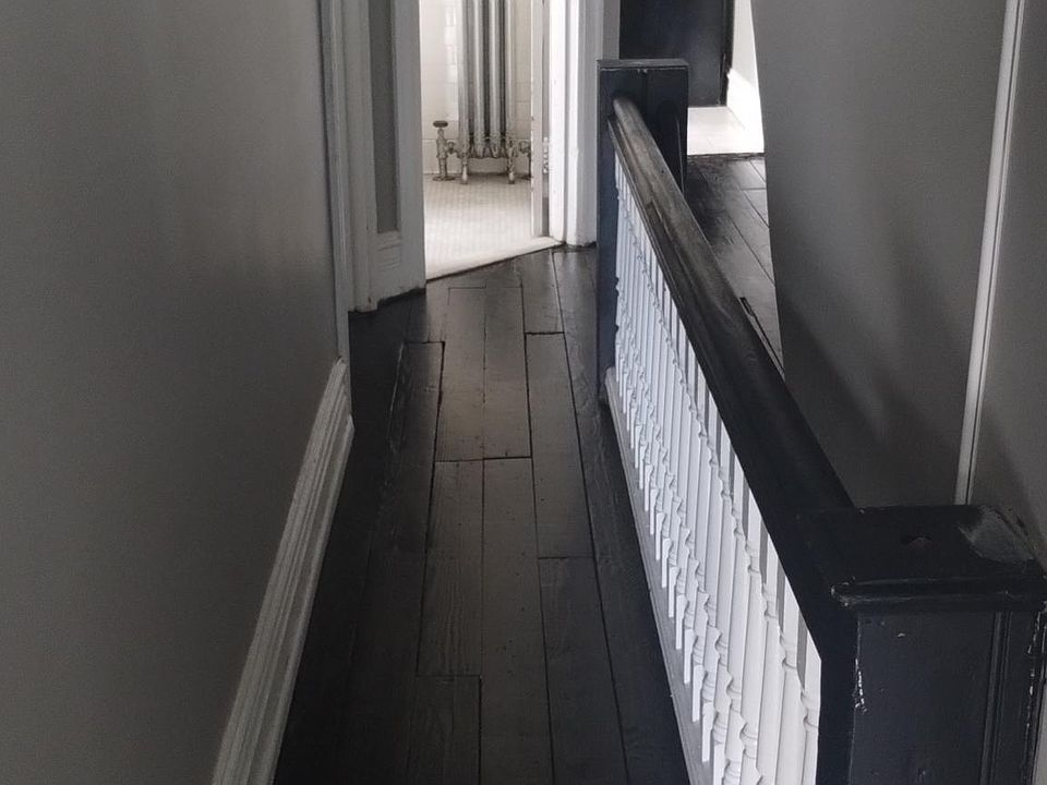 1st Floor Hall
