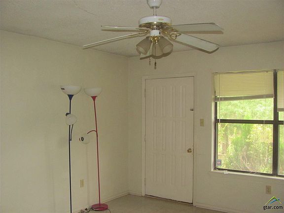 4th image of 805 Harrison St