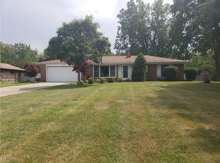 1478 Bruce Rd, Macedonia, OH 44056