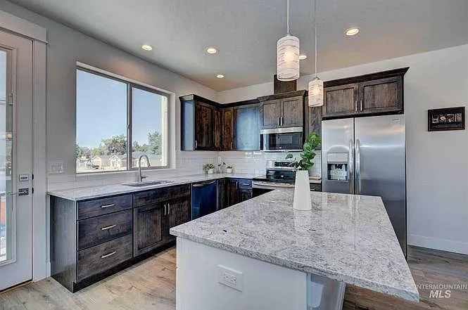 7813 W Crestwood Dr — Photo 13