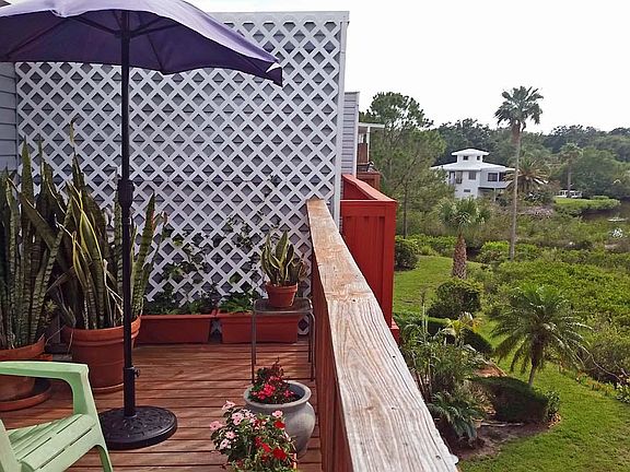 3rd floor balcony