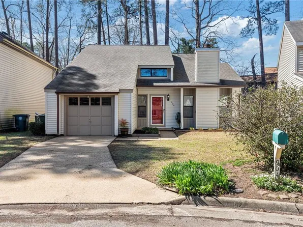 904 Birchwood Ct, Newport News, VA 23608
