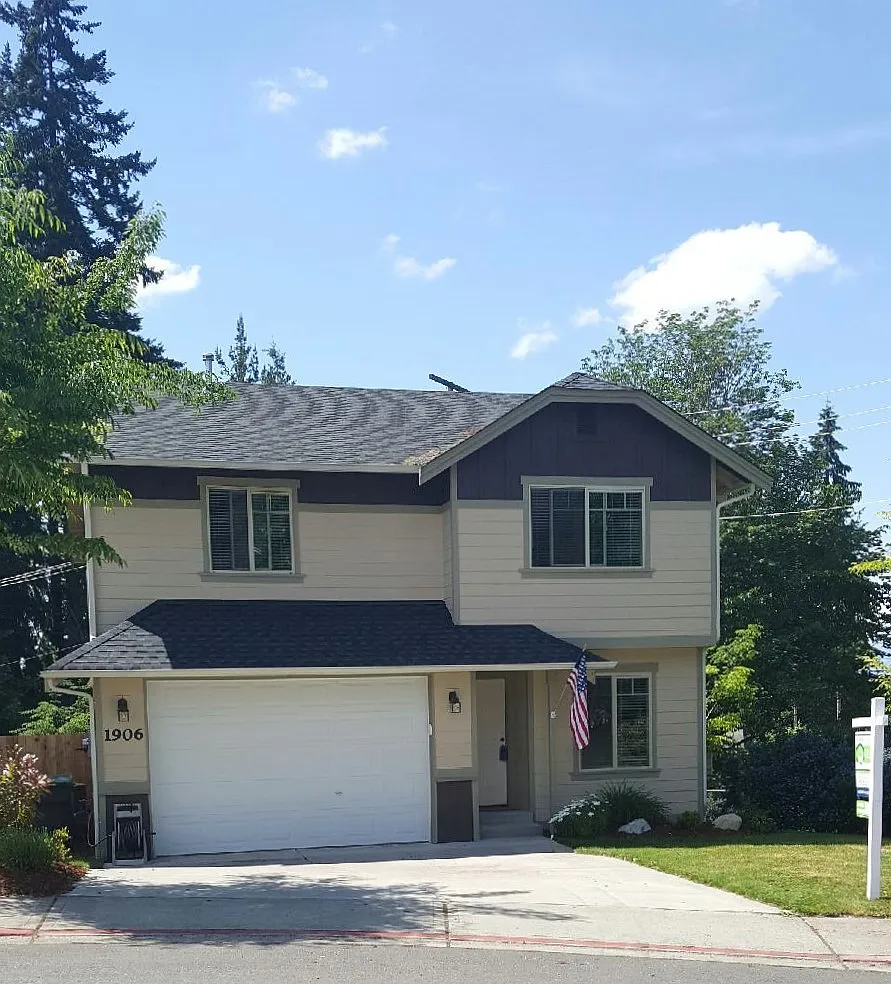 1906 Kelowna Pl SE photo 1