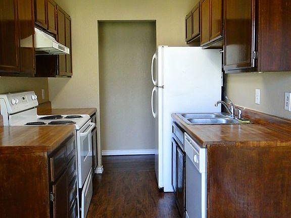 5th image of 4736 Bedford Ave