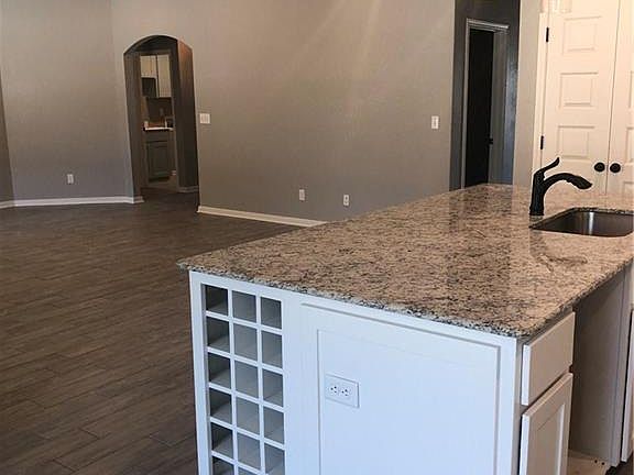 3rd image of 6606 Alabaster Dr