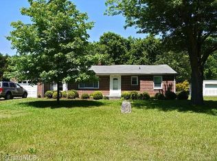 5115 Hicone Rd, Mc Leansville, NC 27301