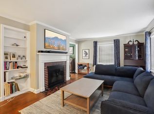 2 Saxon Rd, Worcester, MA 01602