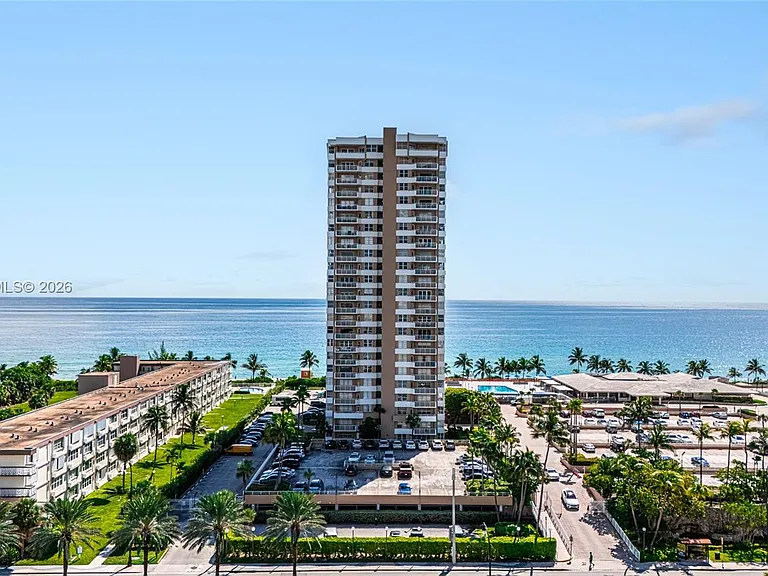 1950 S Ocean Dr #19A — Photo 35