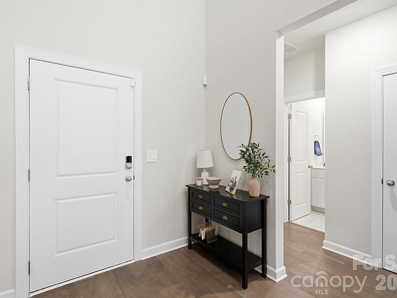 2nd image of 6234 Barcelona Way